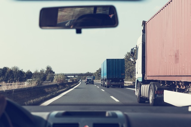 highway-1666635_640.jpg