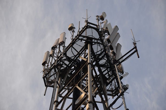 telecommunications-tower-7632805_640.jpg