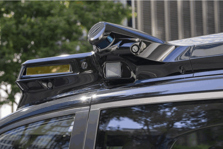 Japan's Nissan tests driverless vehicles in city streets filled with cars and people